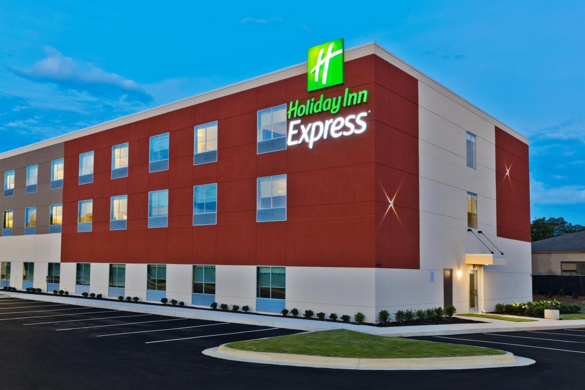 Express - Benning Area By Ihg Hotel 3*